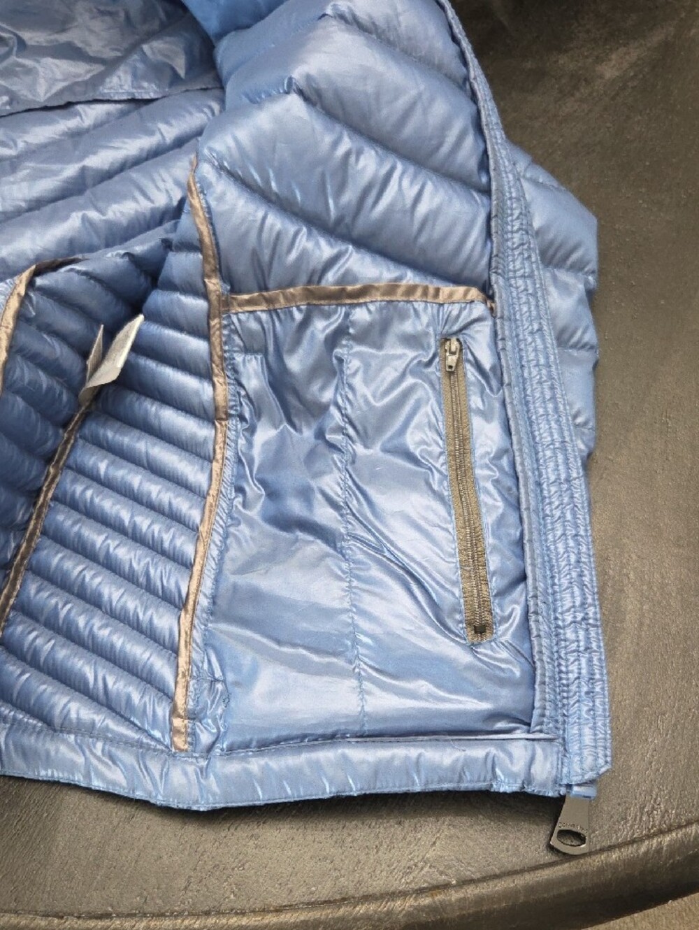 Calvin Klein Light Blue Quilted Packable Puffer Jacket with Hood - Picture 5 of 8